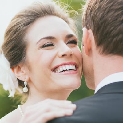 Как отбелить зубы к свадьбе