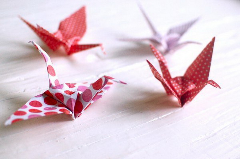 Как сделать бумажного журавлика: схема оригами, видео