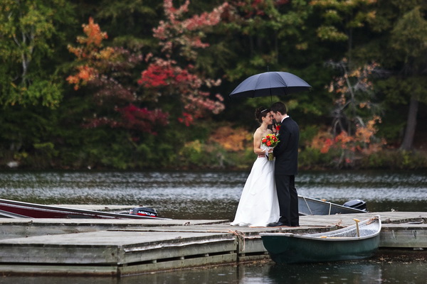 свадьба осенью фотосессия идеи в ливень